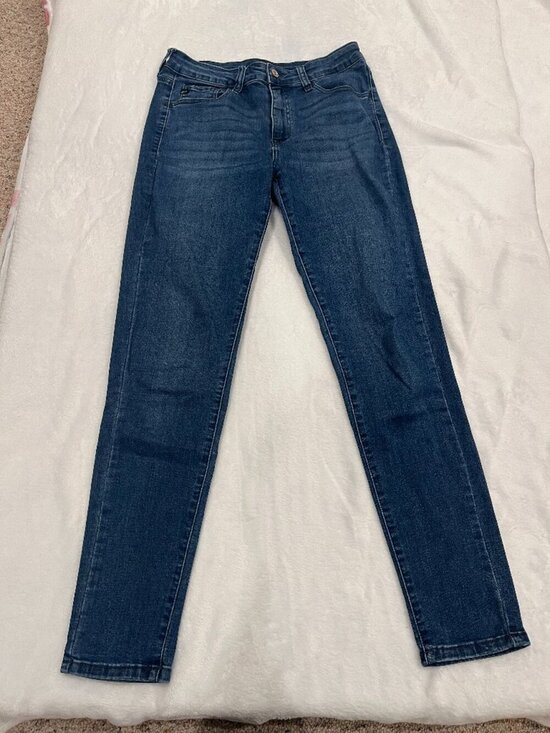 KanCan Denim - Kancan Dark Wash Skinny Jeans - Size 7